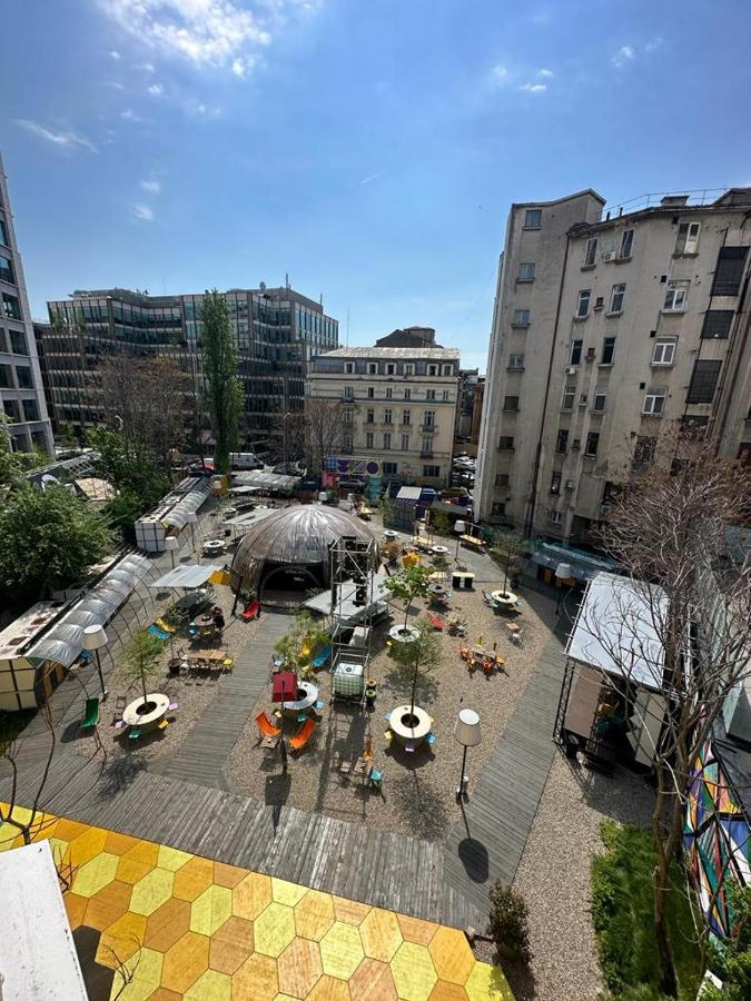 Marvel Studio Bucarest Extérieur photo